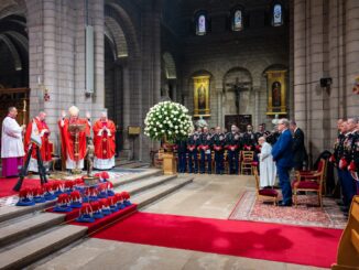 La tradizionale Messa di commemorazione di San Sebastiano, patrono dei Carabinieri di Monaco, si è svolta questa mattina alla presenza di S.A.S. il Principe Alberto II.