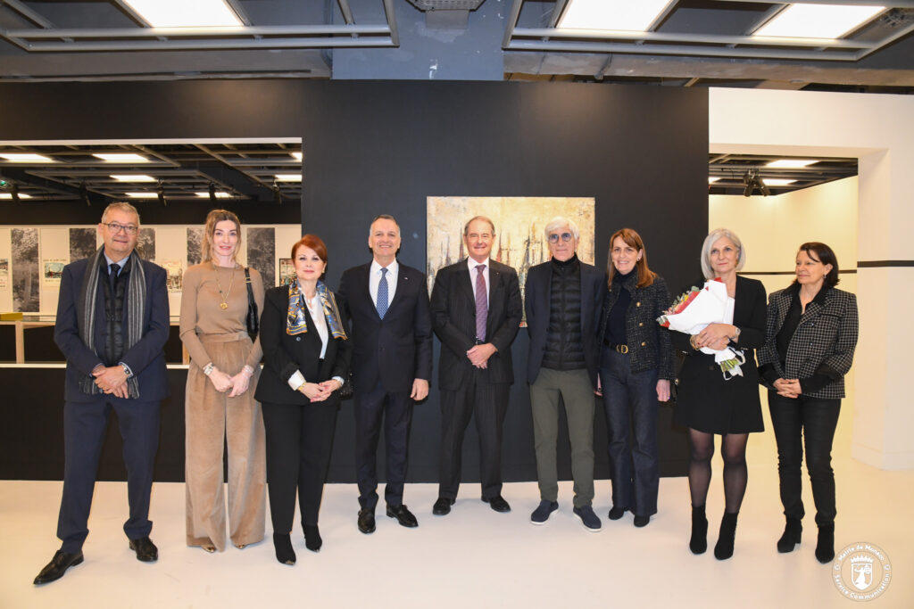 Il sindaco Georges Marsan ha inaugurato la mostra Hubert Clerissi: Espaces Ciselés, 