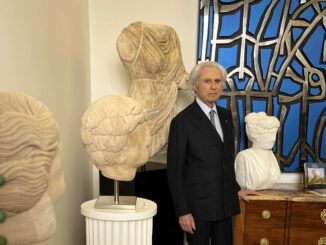 Adriano Ribolzi inaugura la nuova galleria ed una mostra con le opere di Sergio Roger