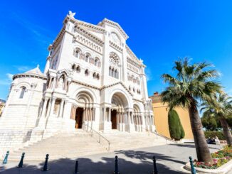 ALLA CATTEDRALE DI MONACO MESSA A SUFFRAGIO DEL PAPA