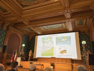 Nella Giornata della Ricerca Italiana nel mondo, dedicata ai cambiamenti climatici globali l’Ambasciatore d’Italia a Monaco, Manuela Ruosi ha invitato il professor Riccardo Valentini premio Nobel per la Pace 2007 per una lectio magistralis al Museo Oceanografico, in presenza di S.A.S. Il Principe Alberto II.