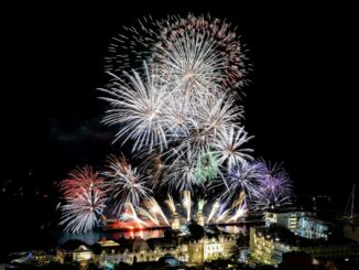 Serata di fuochi d'artificio al porto Hercule di Monaco sabato 26 luglio alle ore 22.30