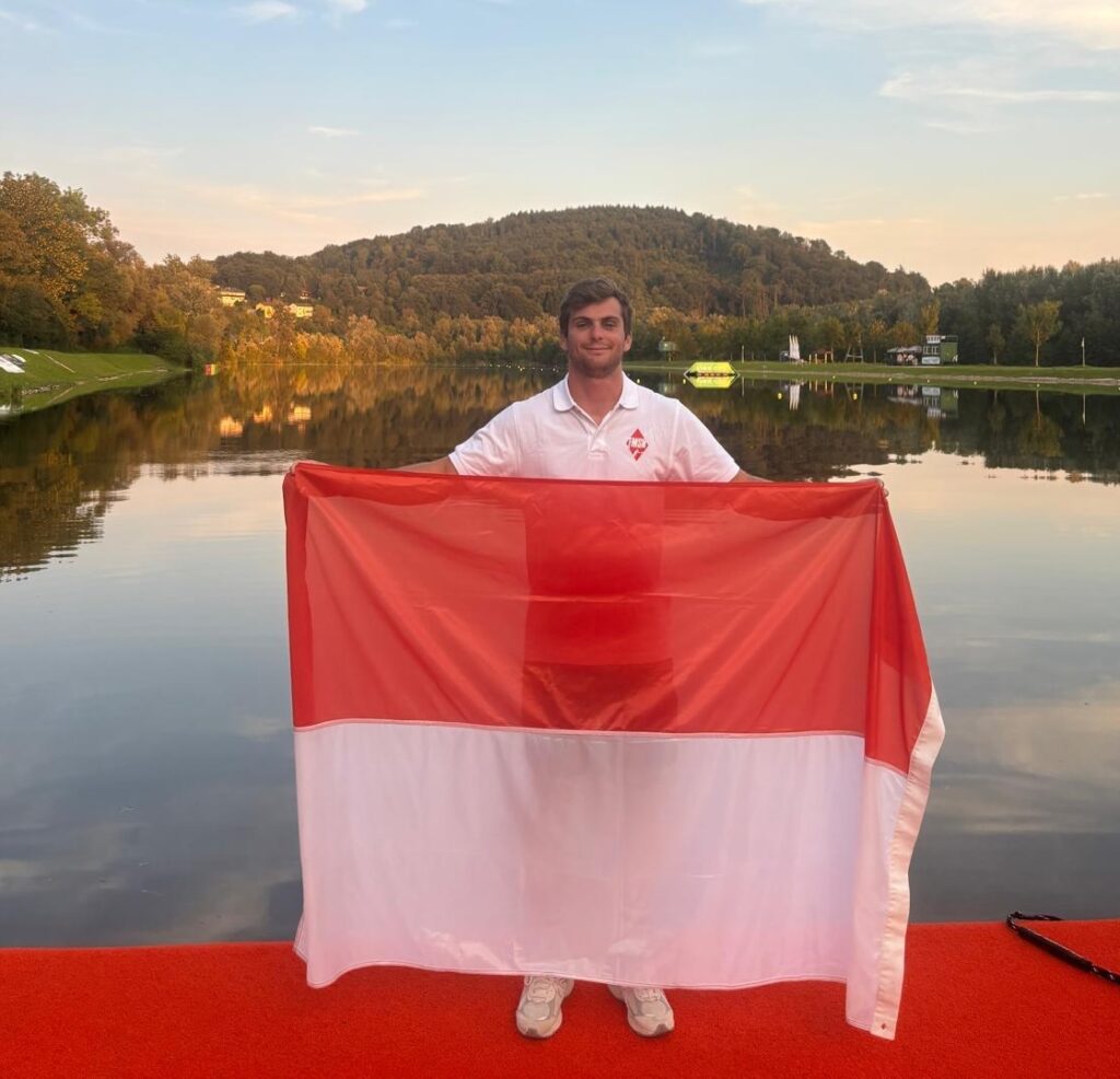 Alexis Keusseoglou ha portato con orgoglio i colori di Monaco al Campionato Open di sci nautico
