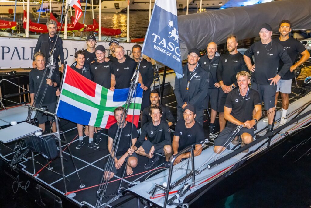 I vincitori della Palermo MonteCarlo a bordo di Black Jack 100