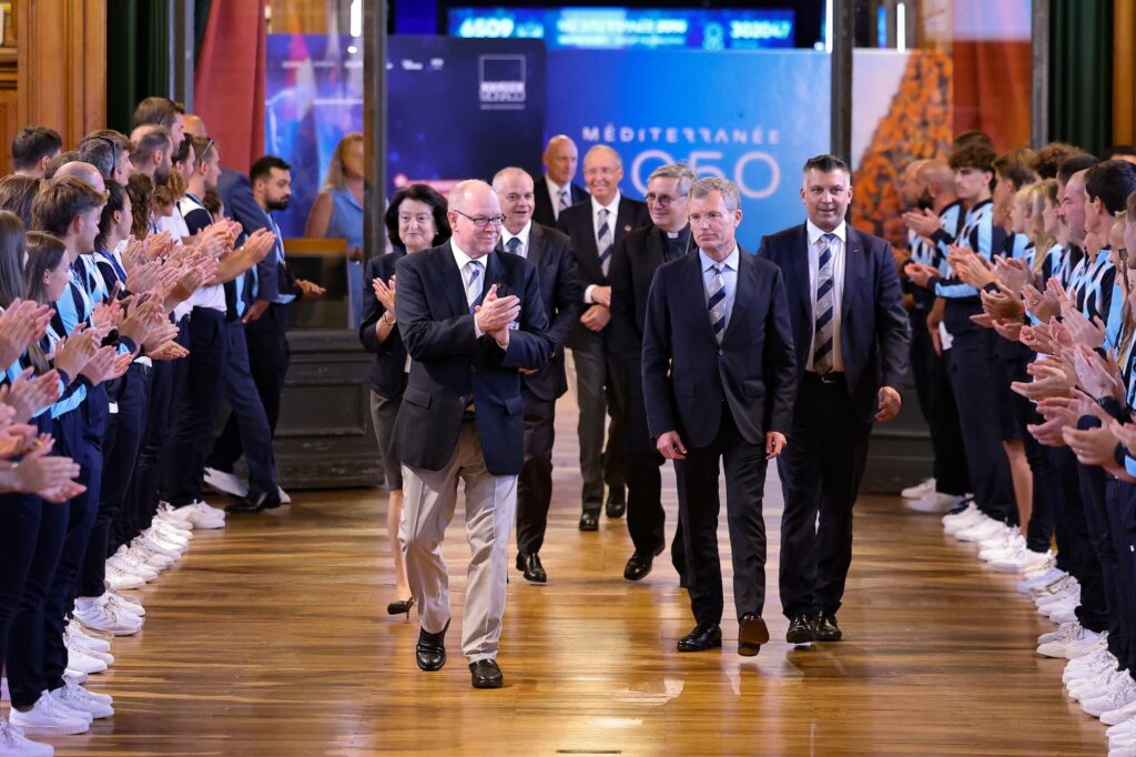 Il Principe Alberto II accoglie gli atleti monegaschi vincitori ai giochi dei piccoli Stati