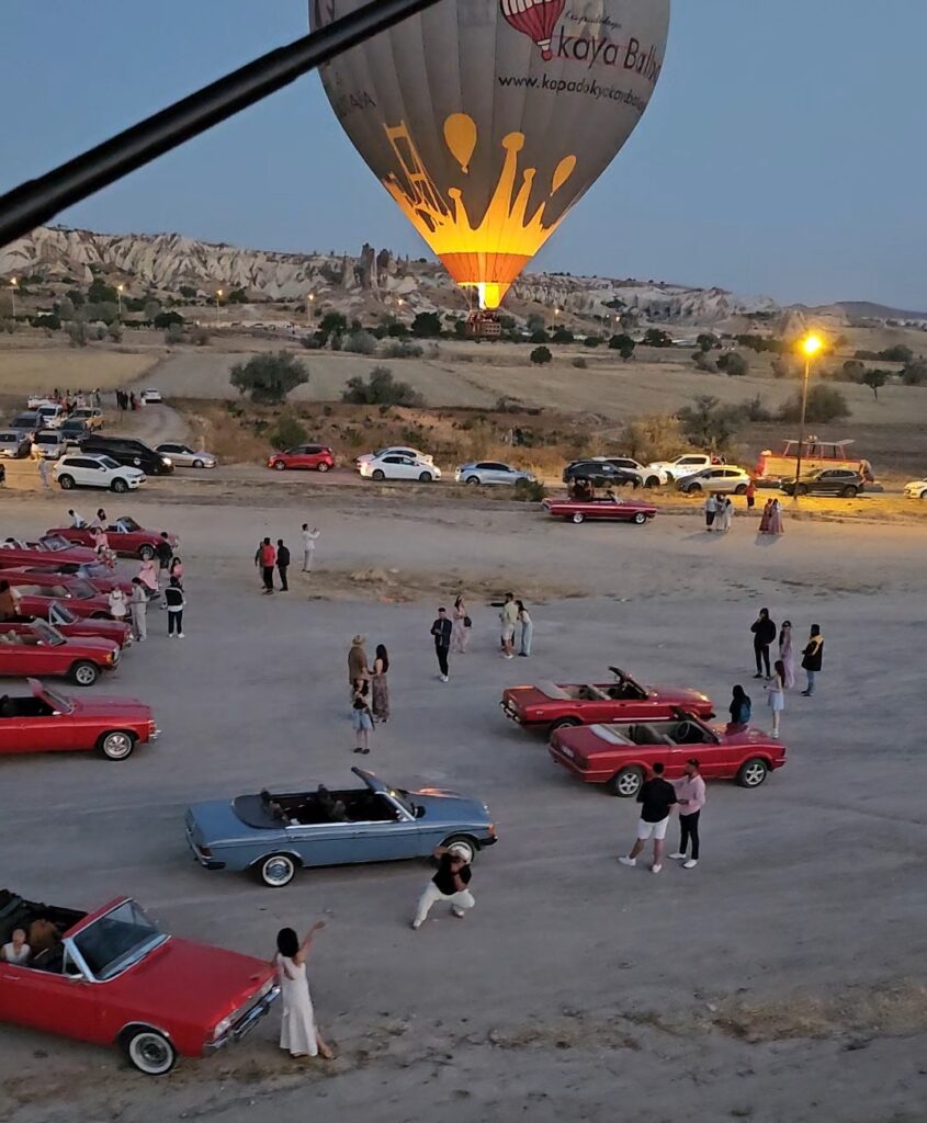 Maurizio Di Maggio ci porta in volo a Goreme in Cappadocia (Turchia), per un volo in mongolfiera.