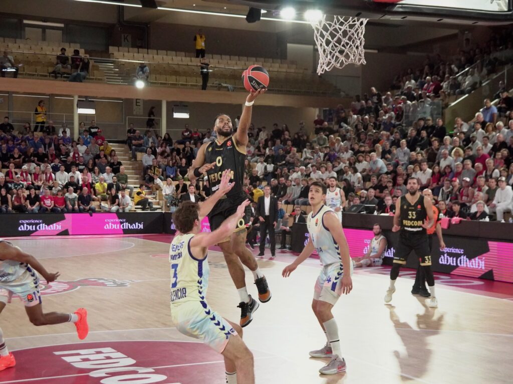 L'AS Monaco basket ritrova la vittoria in Eurolega battendo il Valencia 90 a 84
