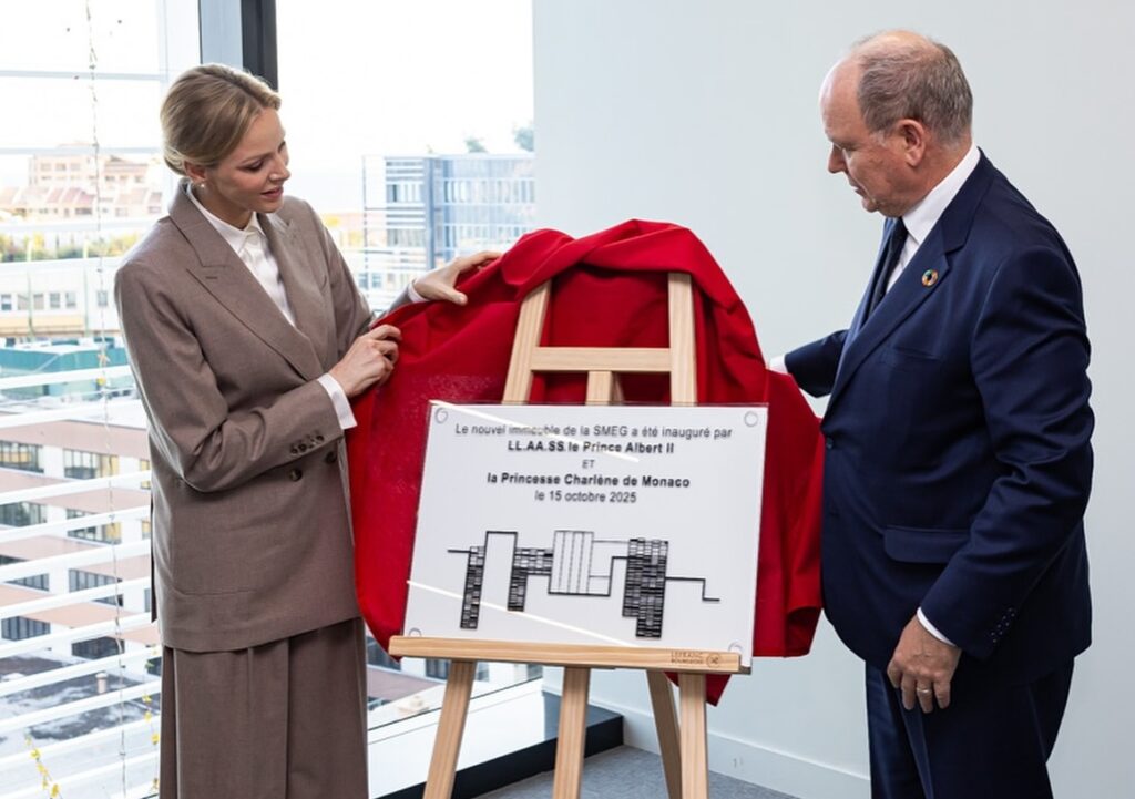 I Principi di Monaco inaugurano la sede della SMEG rinnovata
