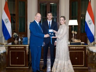 Il Principe Alberto II con il presidente Santiago Pēna e la moglie Leticia Ocampo