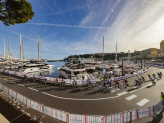 Domenica in bicicletta con Beking 2025 al porto Hercule di Monaco