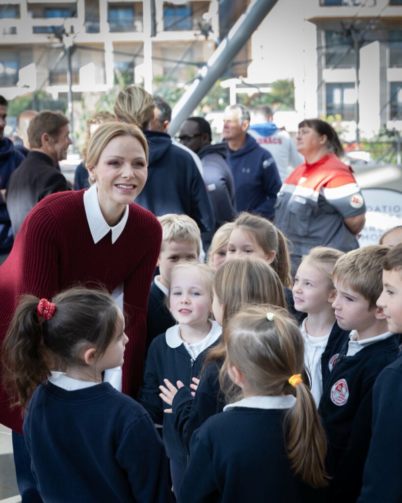 La fondation Princesse Charlene sensibilizza i bambini sugli annegamenti al Grimaldi Forum