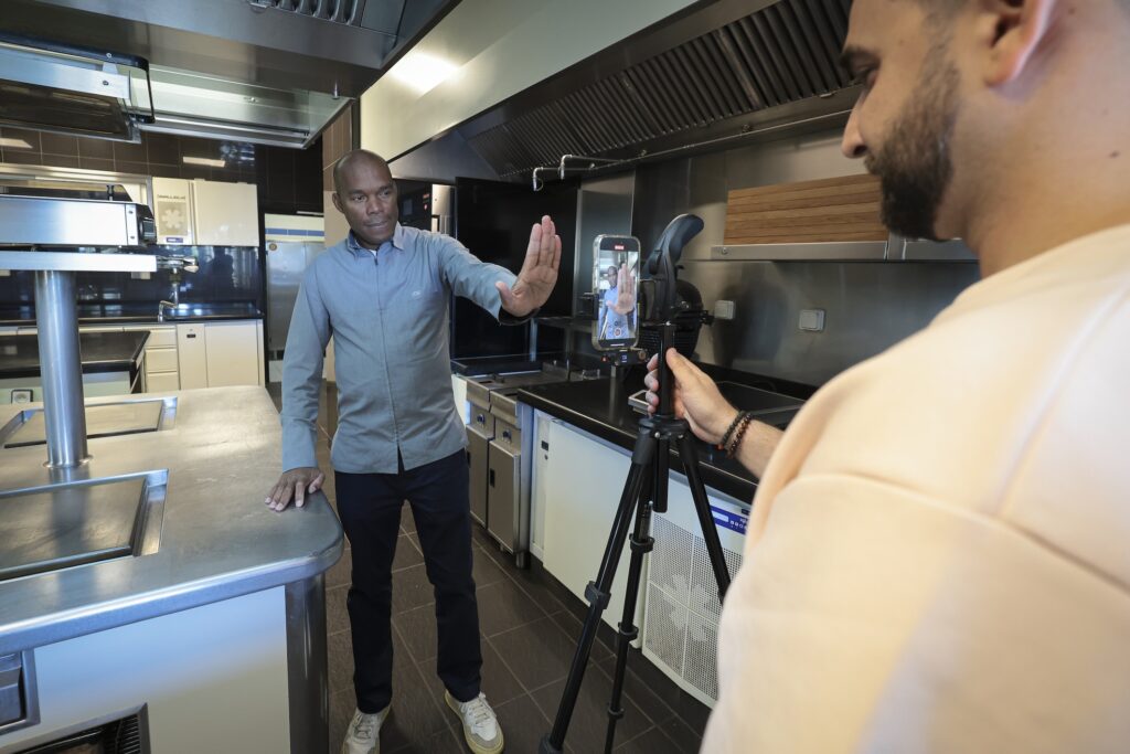 Marcel Ravin contro la violenza alle donne