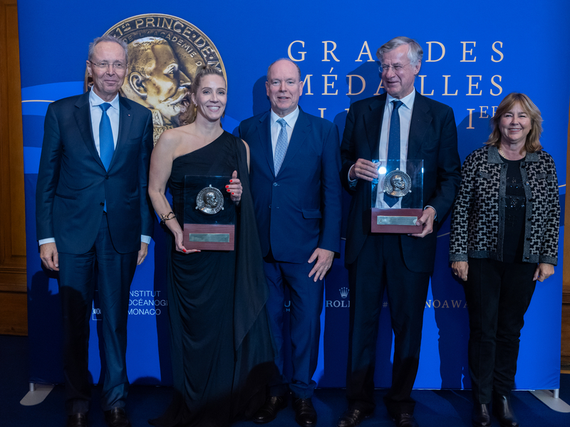 Albert II ha conferito le Grandi Medaglie Albert Ier dell'Istituto Oceanografico di Parigi