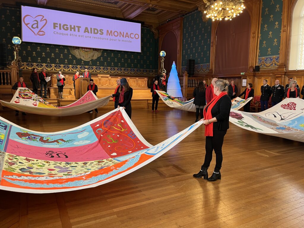 L'apertura delle Courtepointes di Fight Aids Monaco, al Museo Oceanografico