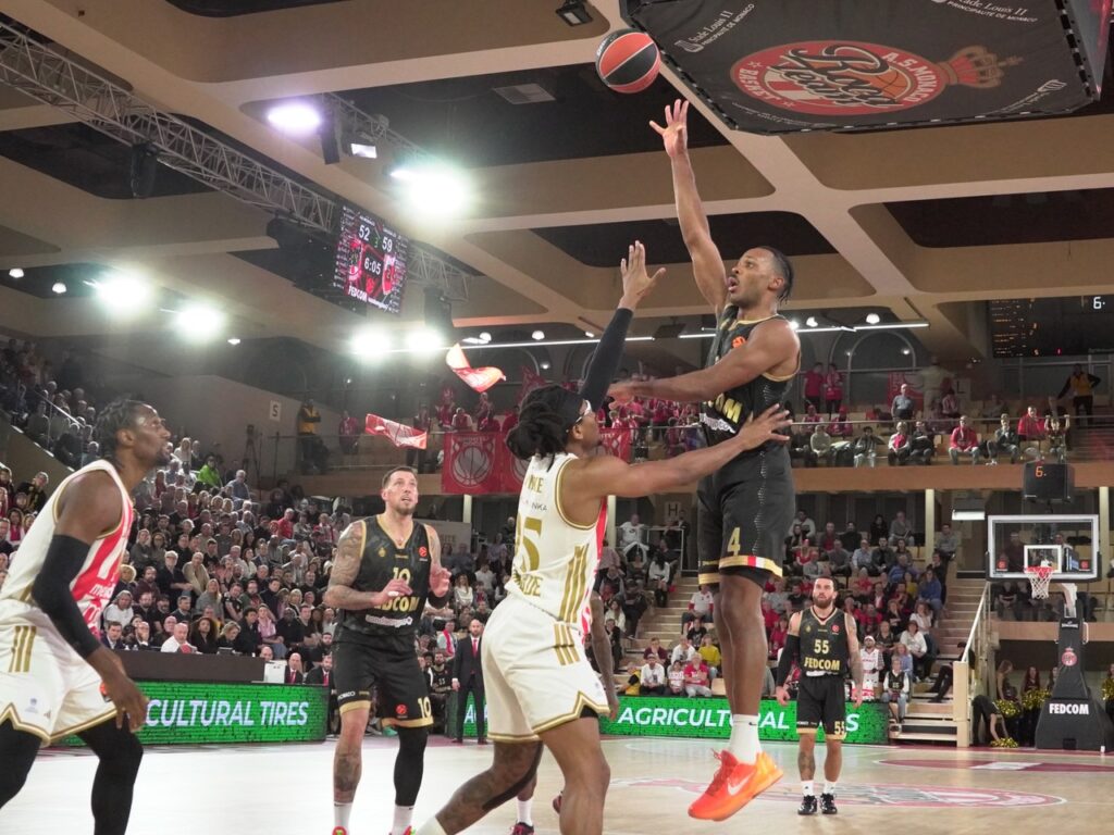 Blossogame a canestro per la Roca