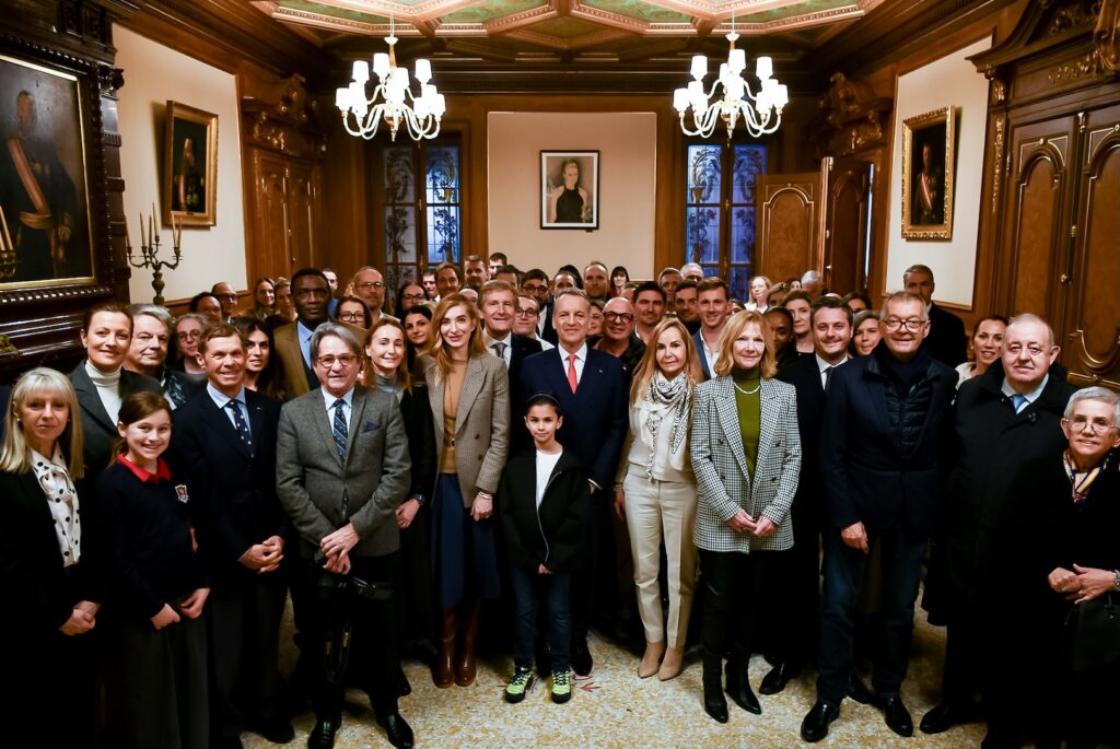 La Mairie di Monaco ha ospitato, il tradizionale ricevimento dedicato alle persone che hanno ottenuto la nazionalità monegasca nel 2025 grazie ad un'Ordinanza Sovrana.