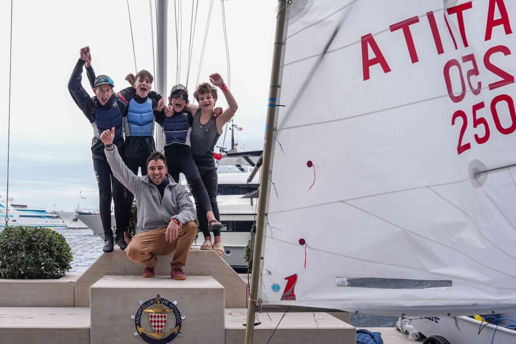 I vincitori della regata di Monaco dello Yacht Club Italiano: Gabriele Burlando, Vittorio Cavalleroni, Leonardo Orlandini e Sebastiano Baldassarre, allenati da Mattia Bellico 