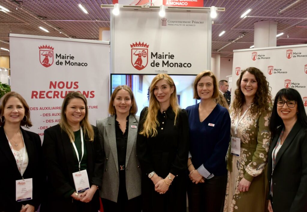 Lo stand del Comune di Monaco con i vice sindadi Crovetto, Boscagli e ilsegretario generale Isabelle Costa