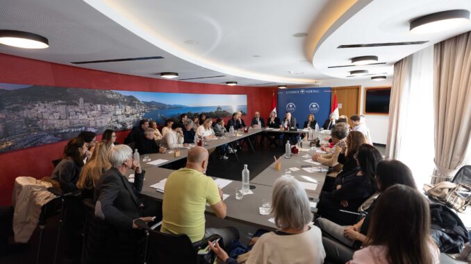 Incontro al Consiglio Nazionale con i commercianti del CCF: ascolto, accompagnamento personalizzato e impegno condiviso per tutelare attività e occupazione.