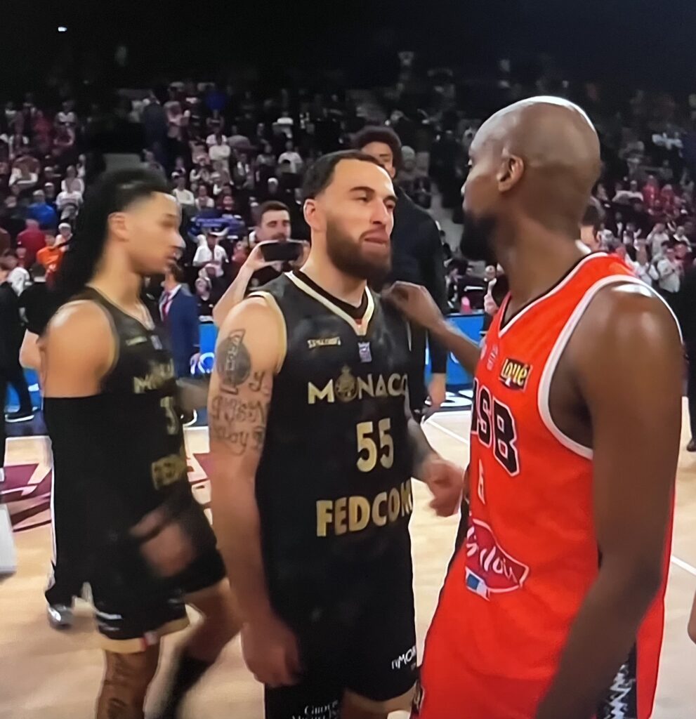 Finale senza storia all’Arena Futuroscope: 103-79 per la Roca Team, che alza il trofeo per la quarta volta.