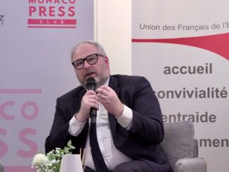 Il senatore Ronan Le Gleut è stato l'invitato del Monaco Press Club in collaborazione con l'Unione dei Francesi di Monaco presso la Maison de France.