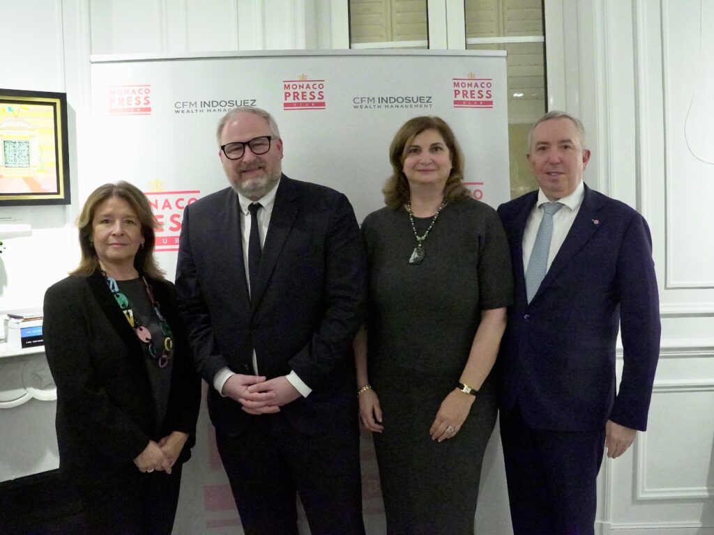 Cinzia Colma Presidente del Monaco Press Club, il senatore Ronan Le Gleut, Corinne Giordano-Pisciotta Maison de France et Christophe Pisciotta Unione dei Francesi di Monaco