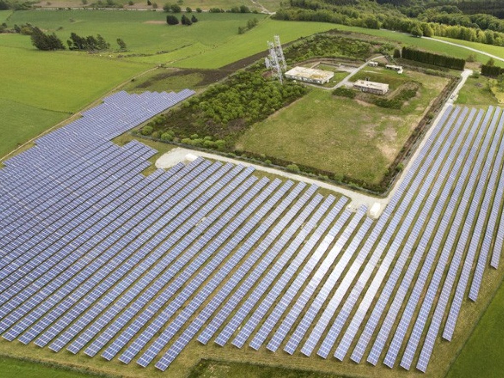 Monaco Energie Rinnovabili raccoglie 21 M€ per le energie rinnovabili da Société Générale