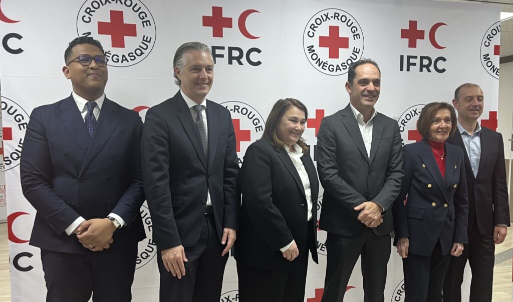 La Croce Rossa monegasca rafforza i programmi di soccorso, forma migliaia di persone ai primi soccorsi e prepara un piano di emergenza per eventuali crisi