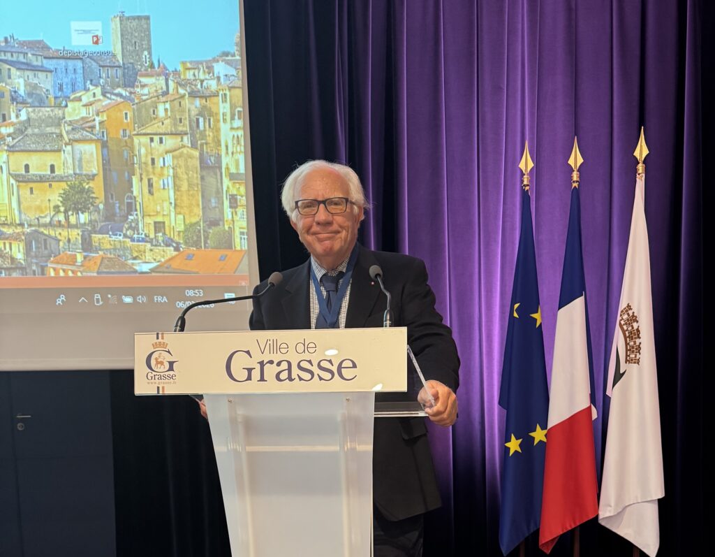 Alla  31a giornata del Circolo di Ginecologia e Ostetricia di Grasse il professor Franco Borruto, ha parlato della ricerca sperimentale contro il papilloma virus del ricercatore  Eva Ramón Gallegos