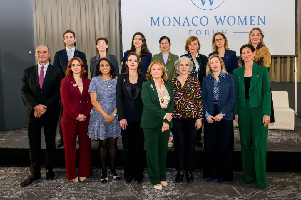 foto di gruppo del Monaco Women forum 2025