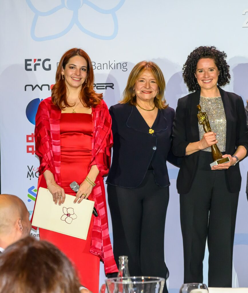 Il Professor Sarah Berry ha vinto il Premio Speciale del Prix Monte-Carlo Femme de l'Année