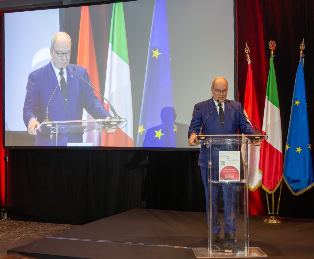 S.A.S. il Principe Alberto II durante l'apertura del Forum