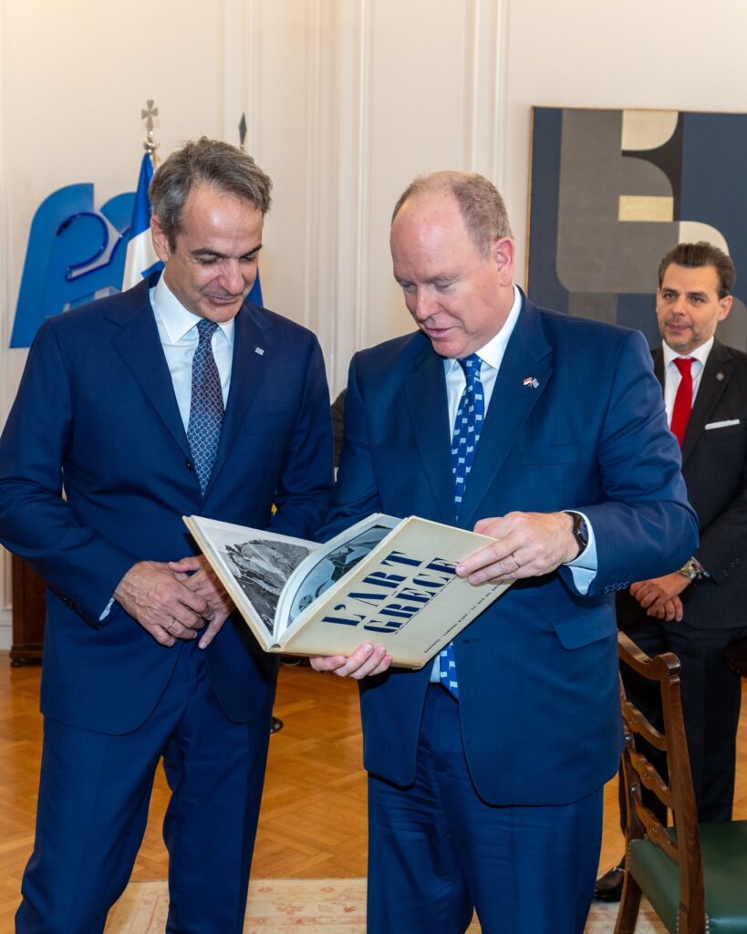 Il Principe Albert II con il Primo Ministro greco Mitsotakis