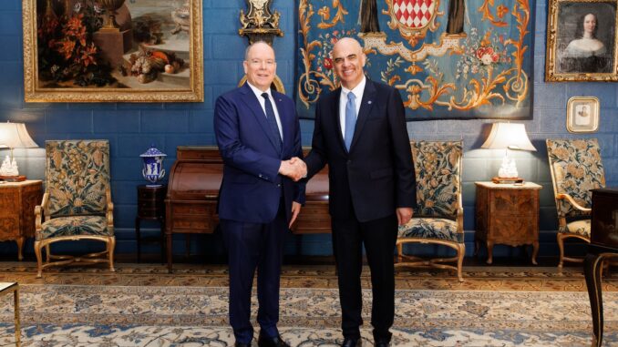 S.A.S. il Principe Alberto II di Monaco ha ricevuto in udienza Alain Berset, Segretario Generale del Consiglio d'Europa che poi ha incontrato il Presidente del Conseil National.