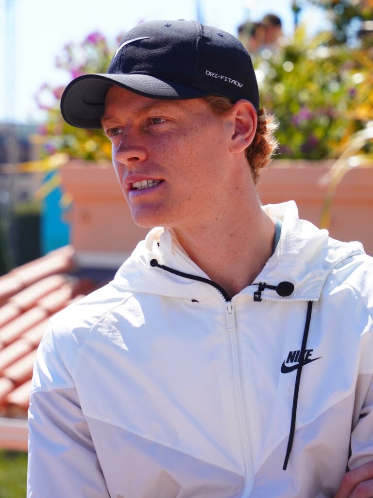 Jannik Sinner ha detto di voler capire se è pronto alla terra; ft WSM Agency