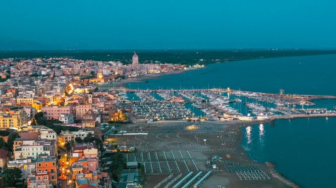 TERMOLI: IL BORGO SUL MARE DOVE STORIA E SAPORI S'INCONTRANO