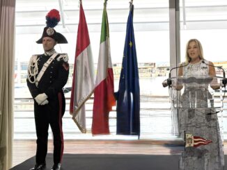 Presso lo Yacht Club de Monaco, l’Ambasciatore d’Italia a Monaco, Manuela Ruosi ha celebrato gli 80 anni della Repubblica Italiana e il 20° anniversario dell’Ambasciata d’Italia a Monaco.