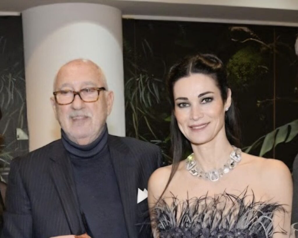 Claudio Senzioni con l'attrice Manuela Arcuri madrina di AIRIDEA , ft. ©D.R.