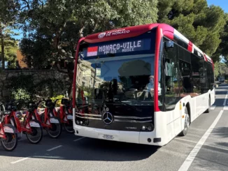 Tre autobus supplementari rafforzano la linea 2 tra il parking des Salines e Monaco-Ville il sabato e la domenica.