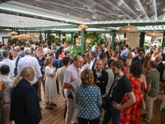 Annunciata la trasformazione del MEB nella futura Camera di Commercio di Monaco. Più servizi alle imprese, networking e sviluppo internazionale.