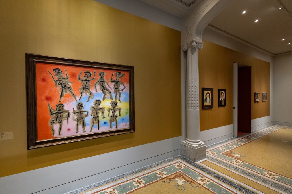 Oltre 160 opere raccontano l’universo fantastico e simbolico di Victor Brauner nella grande mostra del NMNM, aperta fino al 3 gennaio 2027. 