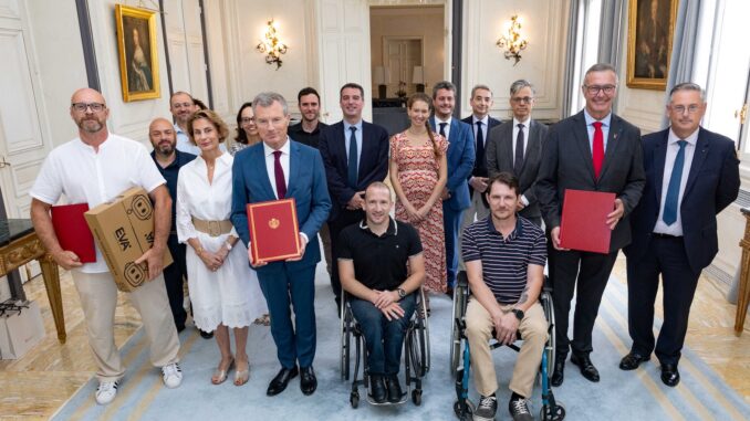 Il Principato rafforza il riuso digitale: computer e tablet ricondizionati sarnno donata ai club di sport para olimpico della regione PACA.