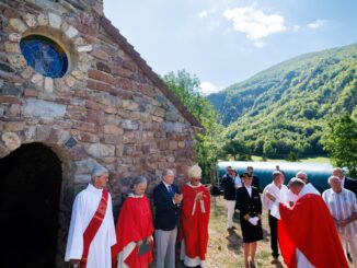 Albert II di Monaco ha inaugurato con le autorità locali la Cappella dedicata a Santa Devota a Faucon du Caire nell'alta Provenza