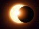 L'eclissi solare sarà visibile a Monaco dalle ore 19.20 alle 21.10, con il picco alle 20.25. Gli esperti raccomandano di utilizzare esclusivamente occhiali certificati.