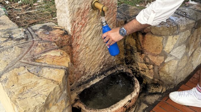 Le fontanelle di Monaco da oltre 140 anni dissetano residenti e visitatori. Oggi sono 78 e rappresentano anche un gesto concreto contro la plastica.