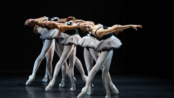 Il direttore dell'Accademia di Danza Princesse Grace, Luca Masala, ha aperto il nuovo anno con 49 giovani talenti di 20 nazionalità. 8 allievi dell'ultima promozione sono entrati nelle più prestigiose compagnie di danza del mondo.