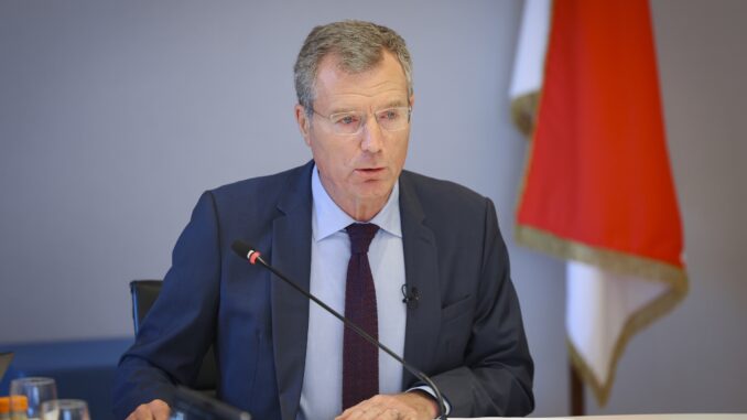 Alloggi, sicurezza, GAFI, CHPG e urbanistica: il Ministro di Stato, Christophe Mirmand fa il punto sui principali dossier a un anno dall’insediamento.