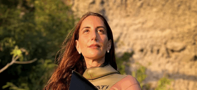 Il 16 settembre la campionessa di apnea e primatista mondiale Simona Auteri, racconterà al Monaco Women Network come affrontare paura, stress e grandi sfide.