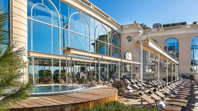 Dopo aver presentato un bilancio record, il presidente delegato della Monte-Carlo Société des Bains de Mer ha illustrato i grandi progetti destinati a ridisegnare il Gruppo nei prossimi anni, dalle Thermes Marins al Monte-Carlo Bay fino a Courchevel.