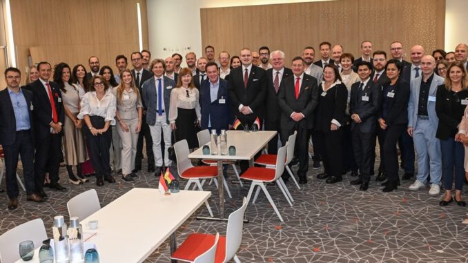 Una missione imprenditoriale tra Monaco e Germania per esplorare nuove opportunità di collaborazione, dalla finanza all'intelligenza artificiale.